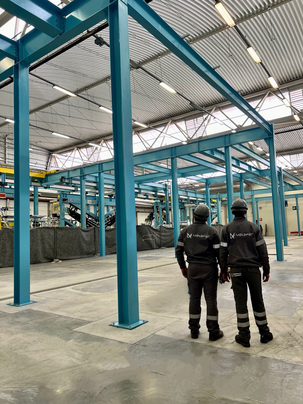 Montaje industrial — equipas Metafer em projeto industrial